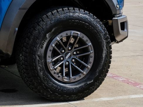 Used 2019 Ford F150 Raptor w/ Equipment Group 802A Luxury AWD/4WD image 60