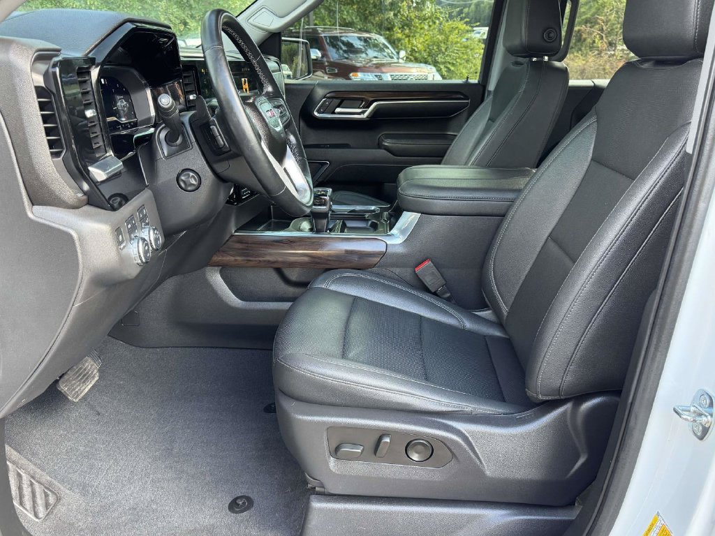 Used 2023 GMC Sierra 1500 SLT w/ SLT Premium Package AWD/4WD image 21
