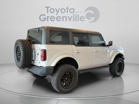 Used 2024 Ford Bronco Outer Banks AWD/4WD image 6