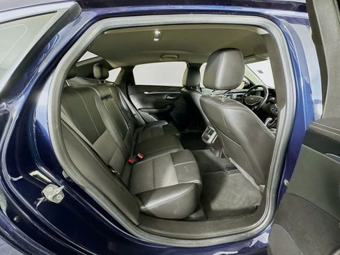 Used 2018 Chevrolet Impala LT image 27