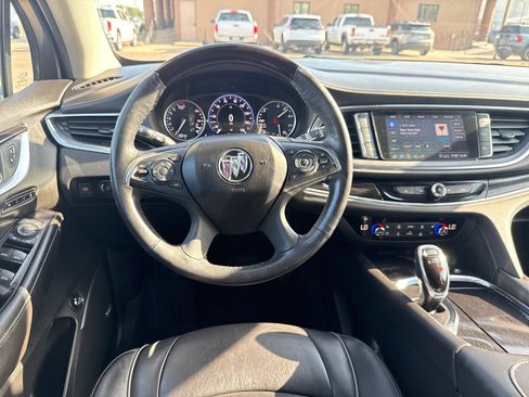 Used 2020 Buick Enclave Avenir w/ Avenir Technology Package AWD/4WD image 21