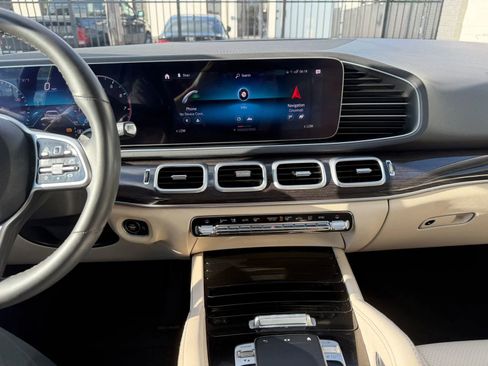 Used 2020 Mercedes-Benz GLE 350 4MATIC image 30