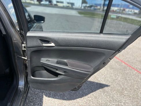 Used 2012 Honda Accord LX image 15
