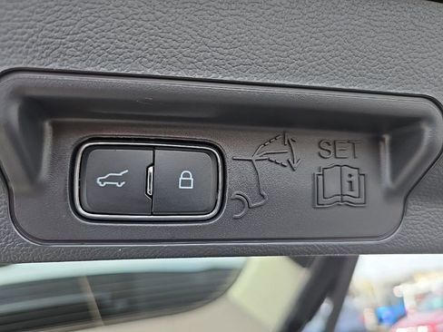 New 2026 Ford Explorer Active image 64