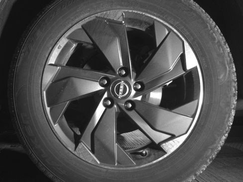 Used 2025 Nissan Rogue SV FWD image 14