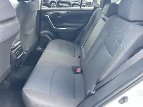 Used 2025 Toyota RAV4 LE AWD/4WD image 25