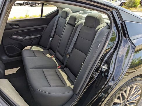 Used 2024 Nissan Altima 2.5 SV image 26