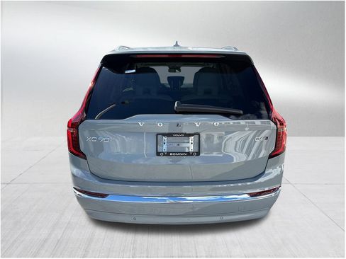 New 2026 Volvo XC90 B6 Ultra w/ Protection Package AWD/4WD image 5