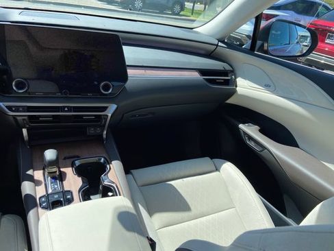 Used 2026 Lexus RX 350 w/ Convenience Package AWD/4WD image 15