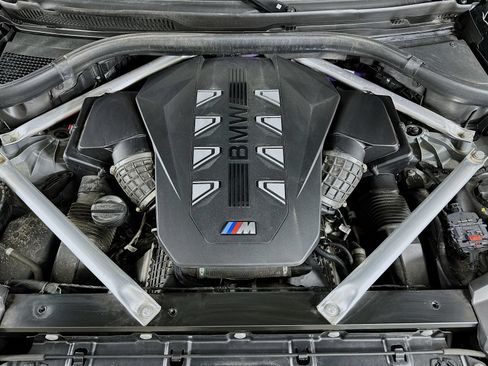 Used 2024 BMW X5 M60i AWD/4WD image 13