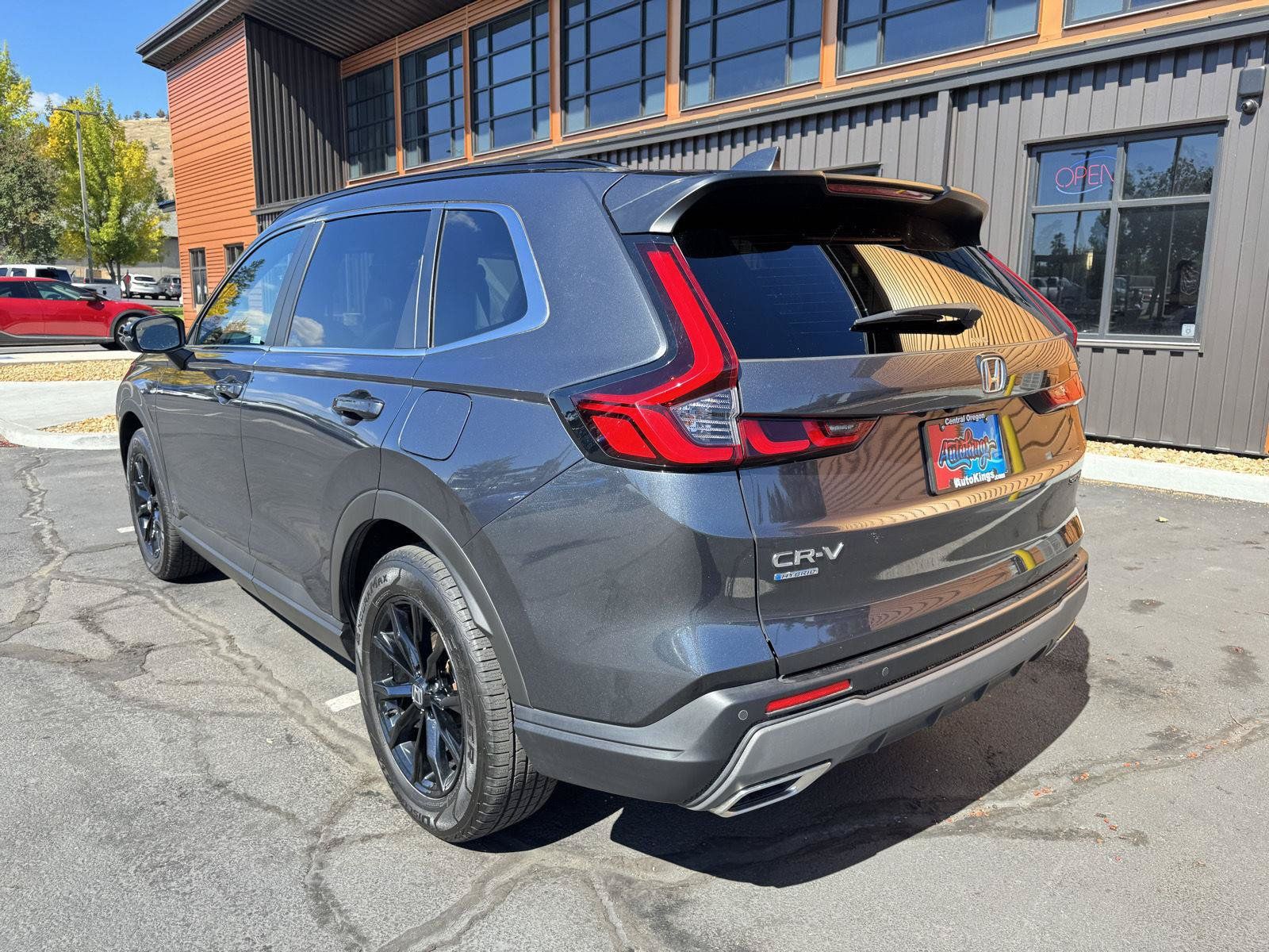 Used 2024 Honda CR-V Sport-L image 3