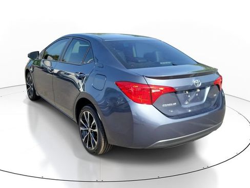 Used 2018 Toyota Corolla SE FWD image 7