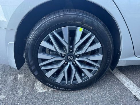 New 2025 Nissan Altima 2.5 SV w/ SV Premium Package image 23