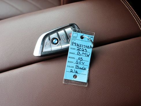 Used 2023 BMW X5 xDrive40i w/ Premium Package image 27