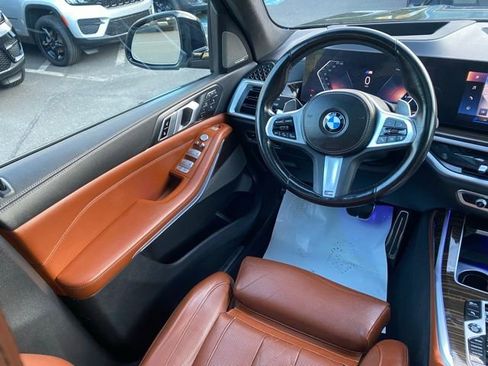 Used 2023 BMW X7 xDrive40i w/ Executive Package image 34
