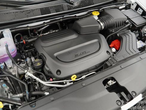 New 2026 Chrysler Pacifica Pinnacle image 38