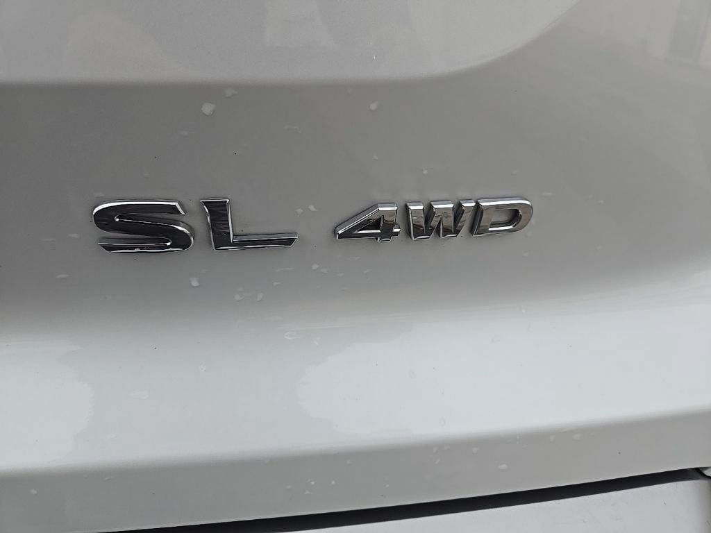Used 2025 Nissan Pathfinder SL AWD/4WD image 42