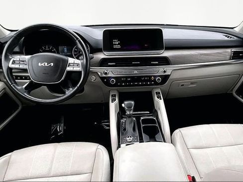 Used 2022 Kia Telluride EX image 7