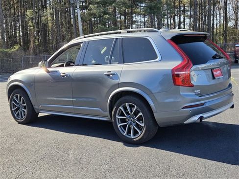 Used 2019 Volvo XC90 T5 Momentum w/ Protection Package Premier image 3