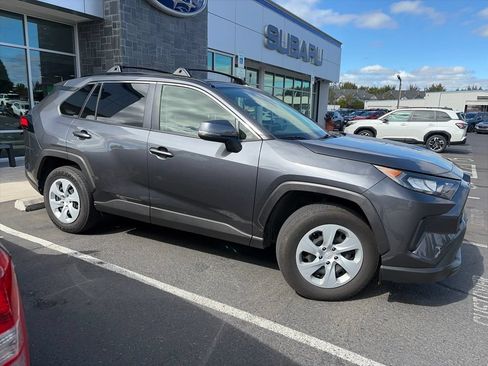 Used 2019 Toyota RAV4 LE w/ All Weather Liner Package AWD/4WD image 8