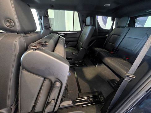 Used 2025 Chevrolet Tahoe LT AWD/4WD image 65