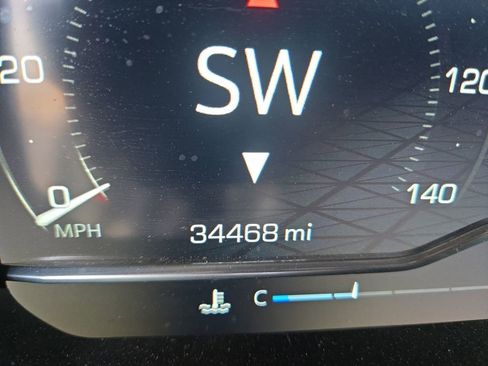 Used 2023 GMC Sierra 1500 Elevation image 13