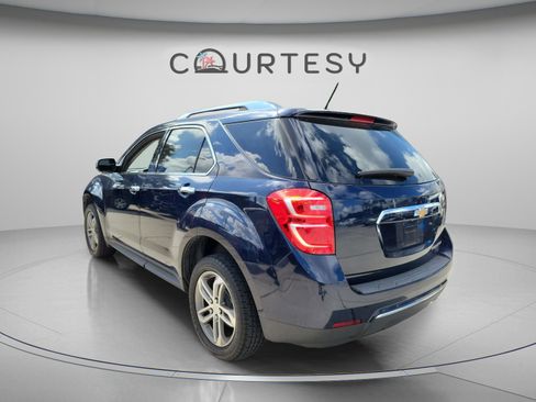 Used 2016 Chevrolet Equinox LTZ w/ Enhanced Convenience Package FWD image 2