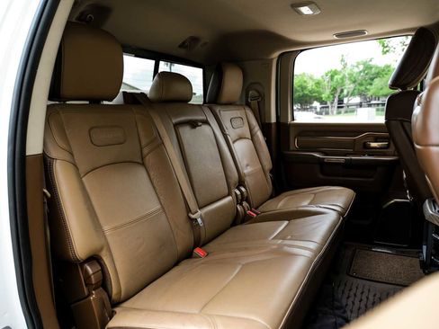 Used 2020 RAM 3500 Limited AWD/4WD image 39