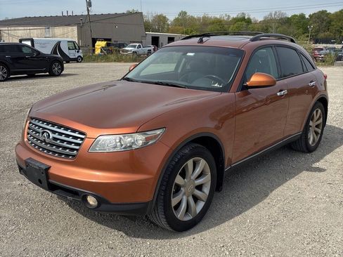 Used 2003 INFINITI FX35 AWD w/ Technology Pkg image 2
