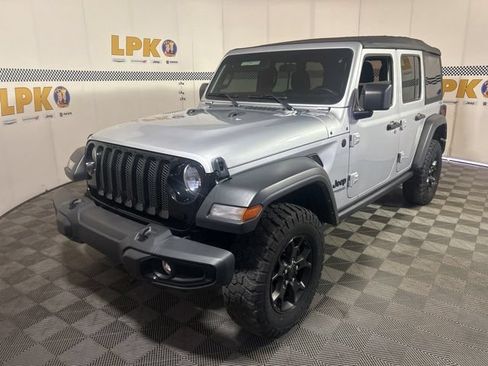 Used 2022 Jeep Wrangler Unlimited Sport AWD/4WD image 9