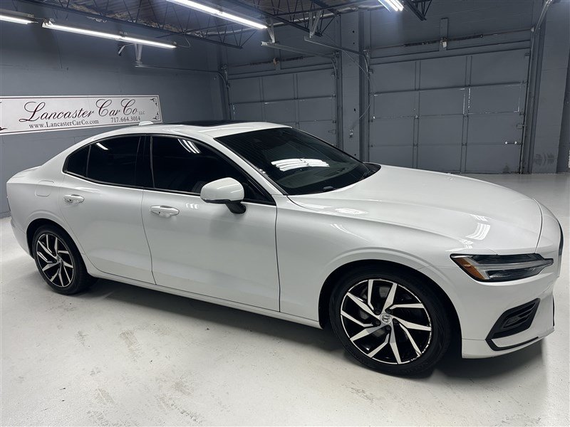 Used 2019 Volvo S60 T6 Momentum w/ Premium Package AWD/4WD image 8