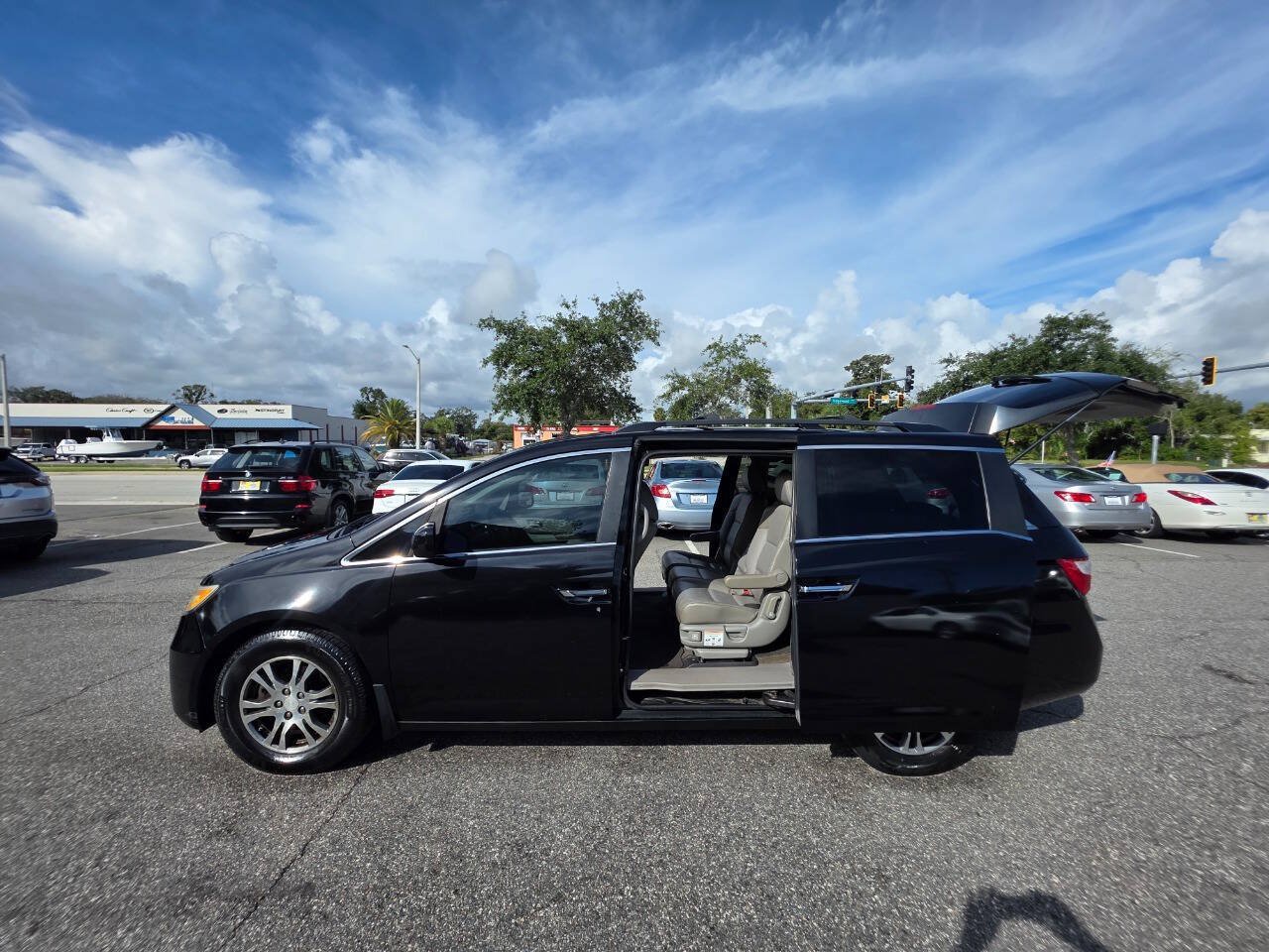 Used 2011 Honda Odyssey EX-L image 17