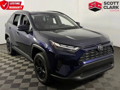 Used 2024 Toyota RAV4 XLE AWD/4WD image 1