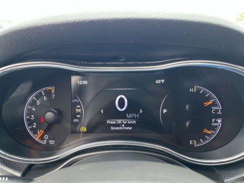 Used 2019 Jeep Grand Cherokee Limited AWD/4WD image 31