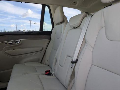 New 2026 Volvo XC90 T8 Ultra w/ Protection Package Premier AWD/4WD image 12