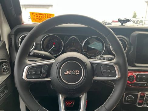 Used 2023 Jeep Wrangler Unlimited Sahara w/ Cold Weather Group AWD/4WD image 23