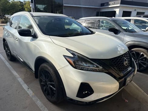 Used 2024 Nissan Murano SV w/ SV Midnight Edition Package FWD image 9
