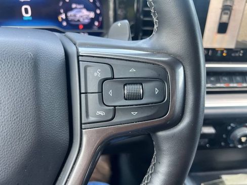 Used 2023 Chevrolet Silverado 1500 High Country AWD/4WD image 23