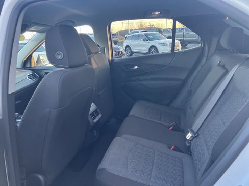 Used 2024 Chevrolet Equinox LT AWD/4WD image 15