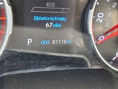 Used 2020 Toyota RAV4 XLE image 8