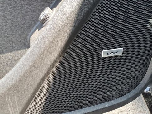 Used 2023 Chevrolet Traverse High Country w/ LPO, Floor Liner Package AWD/4WD image 17