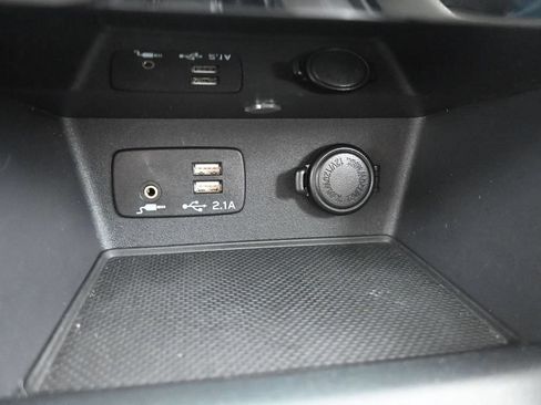 Used 2024 Subaru Forester Premium AWD/4WD image 28