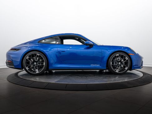 Certified 2026 Porsche 911 Carrera T RWD image 8
