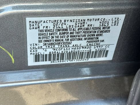 Used 2024 Nissan Sentra SV FWD image 26