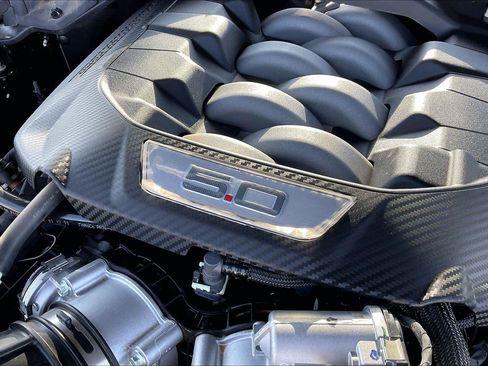 Used 2024 Ford Mustang GT Premium RWD image 30