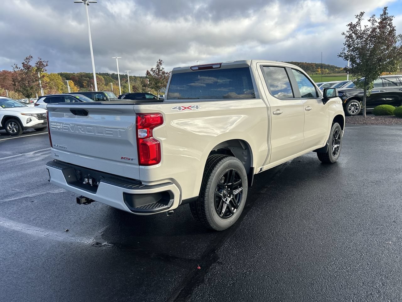 New 2026 Chevrolet Silverado 1500 RST w/ LPO, Dark Essentials Package AWD/4WD image 7