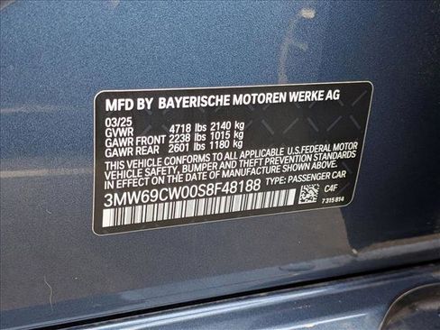 Used 2025 BMW 330i Sedan w/ Premium Package RWD image 26