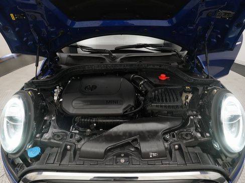 Used 2020 MINI Cooper 4-Door Hardtop image 3