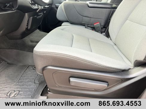Used 2023 RAM 1500 Big Horn AWD/4WD image 12