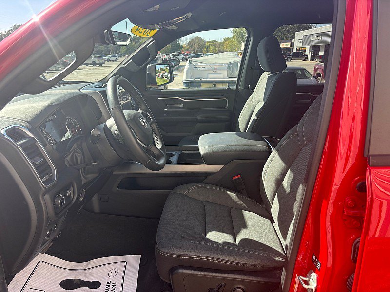 Used 2024 RAM 1500 Big Horn AWD/4WD image 8